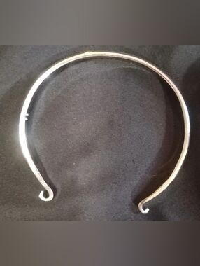 Authentic Brighton Silver Plated "Hitch" Hook Bangle Bracelet Stackable.